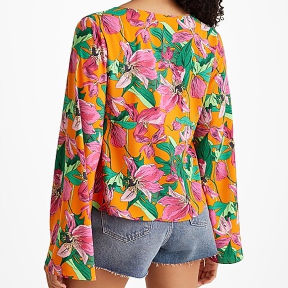 Express Floral V-neck Kimono Sleeve Double Tie Front Top - Picture 4 of 15